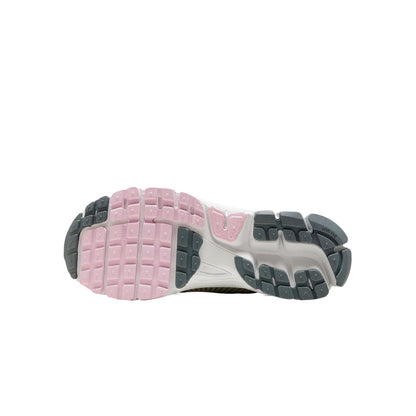 Nike Zoom Vomero 5 520 Pack White Pink Sneaker
