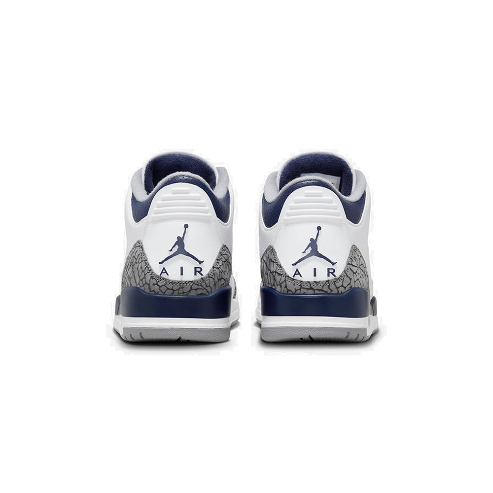 Jordan 3 Retro Midnight Navy Sneaker