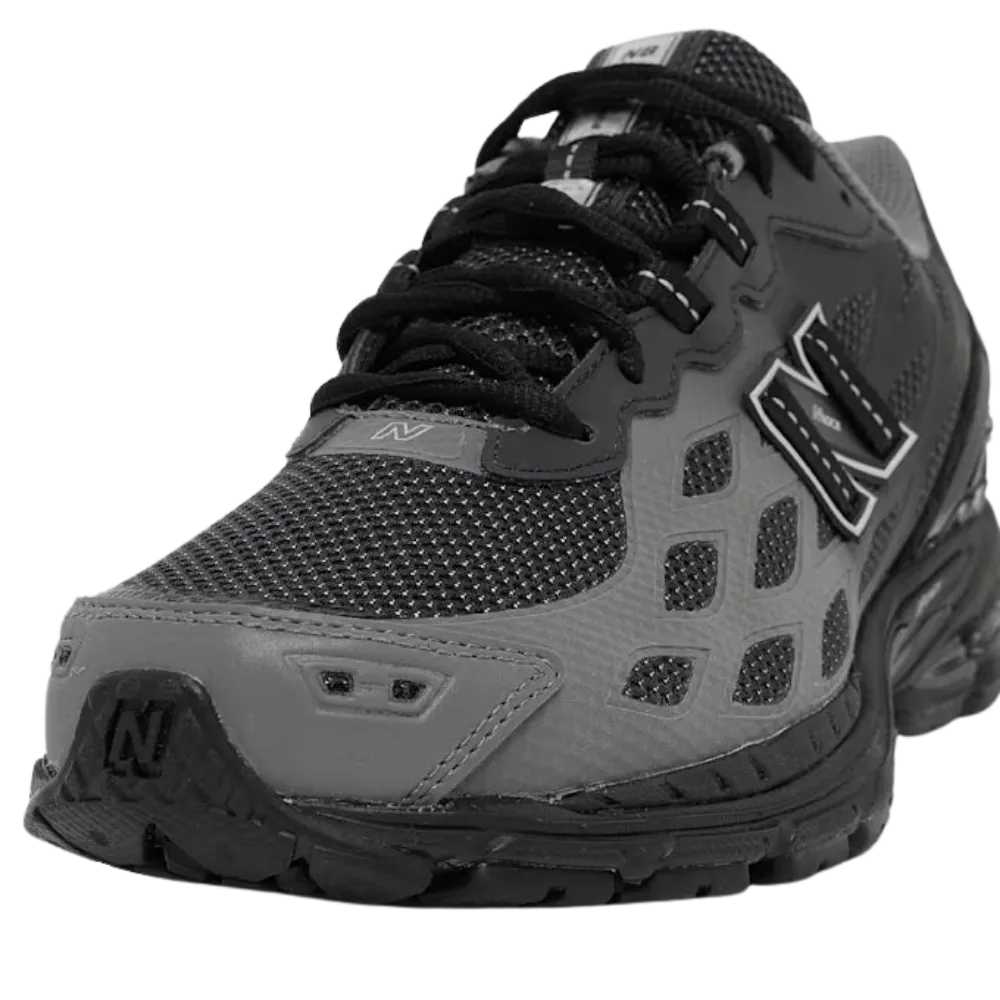 New Balance 1906 Grey/Black Sneaker
