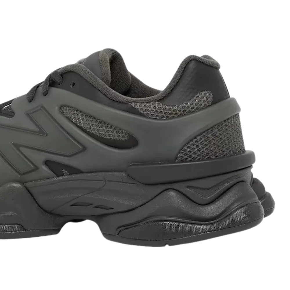 New Balance 9060 Grey Sneaker