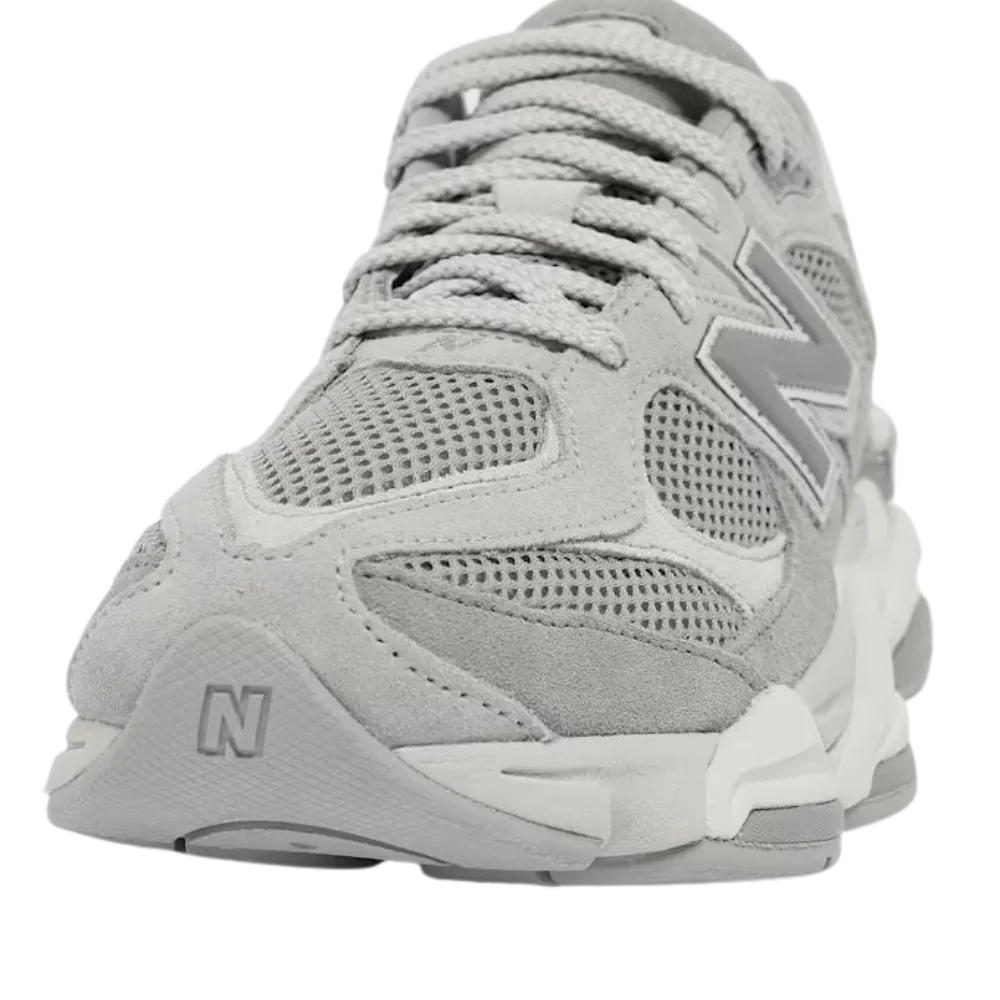 New Balance 9060 Grey Sneaker