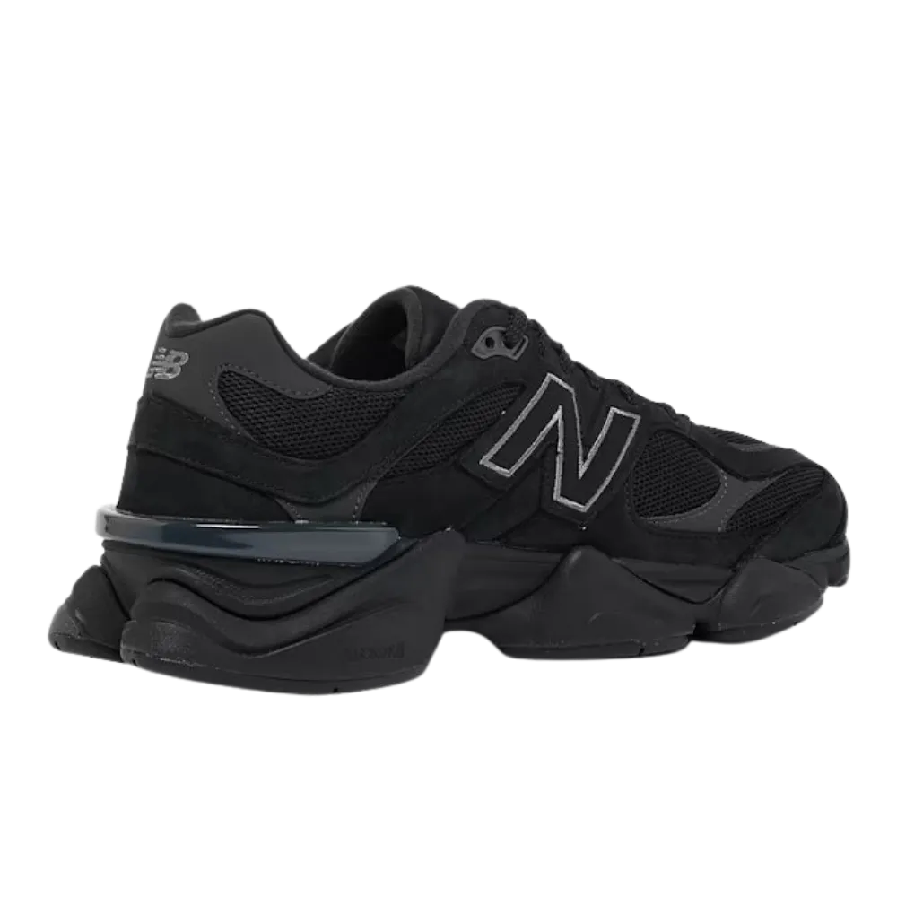 New Balance 9060 Black Sneaker