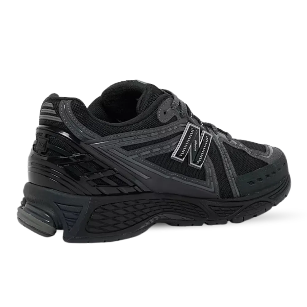 New Balance 1906 Black Sneaker