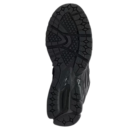 New Balance 1906 Black Sneaker