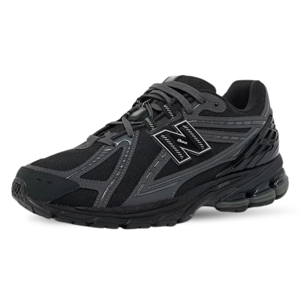 New Balance 1906 Black Sneaker