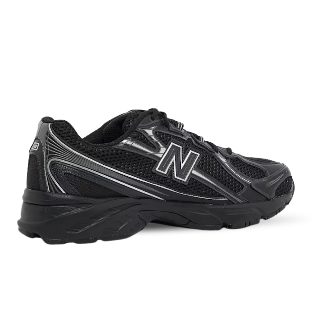 New Balance 740 Black Sneaker