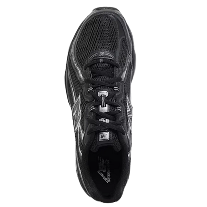 New Balance 740 Black Sneaker