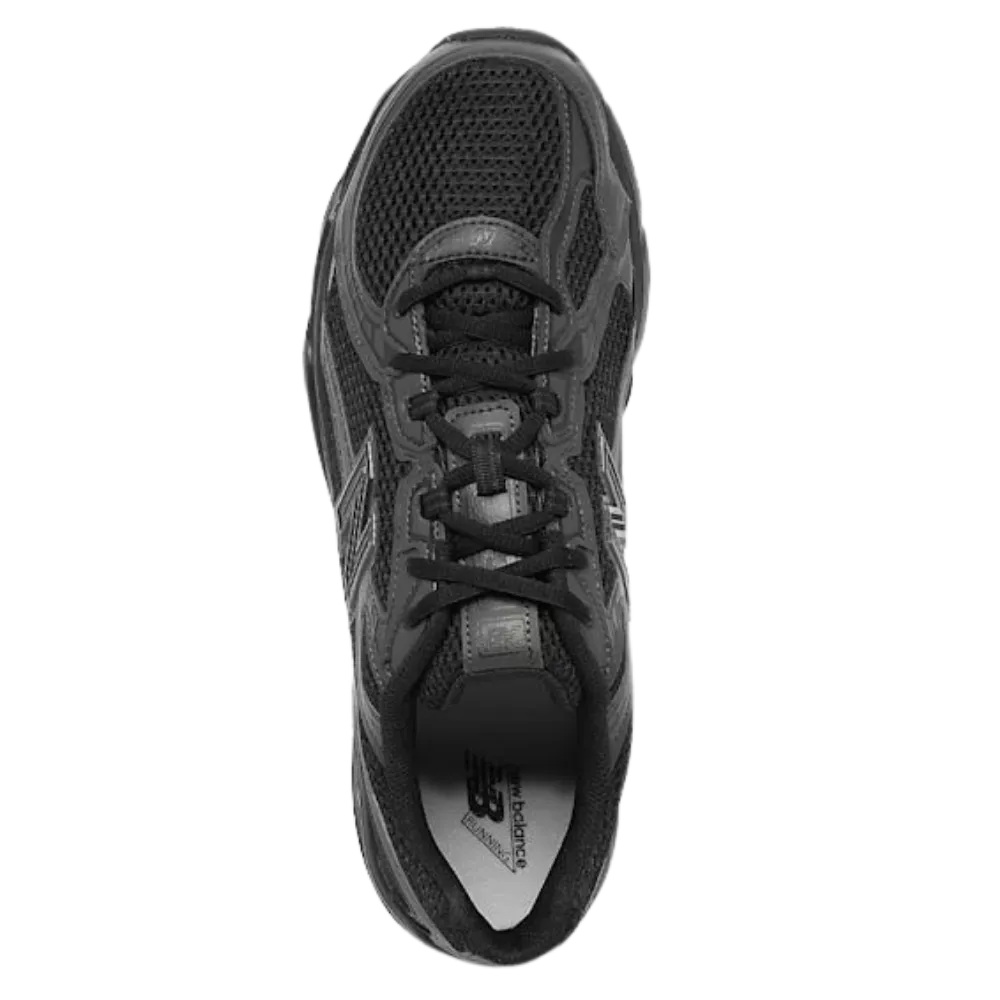 New Balance 740 Black Sneaker